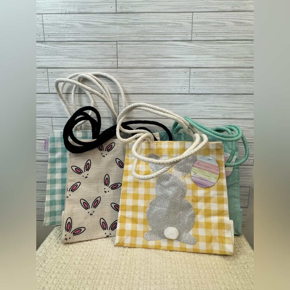 4 Sets of 2 Easter Gift Bags - Cloth - 8 Total